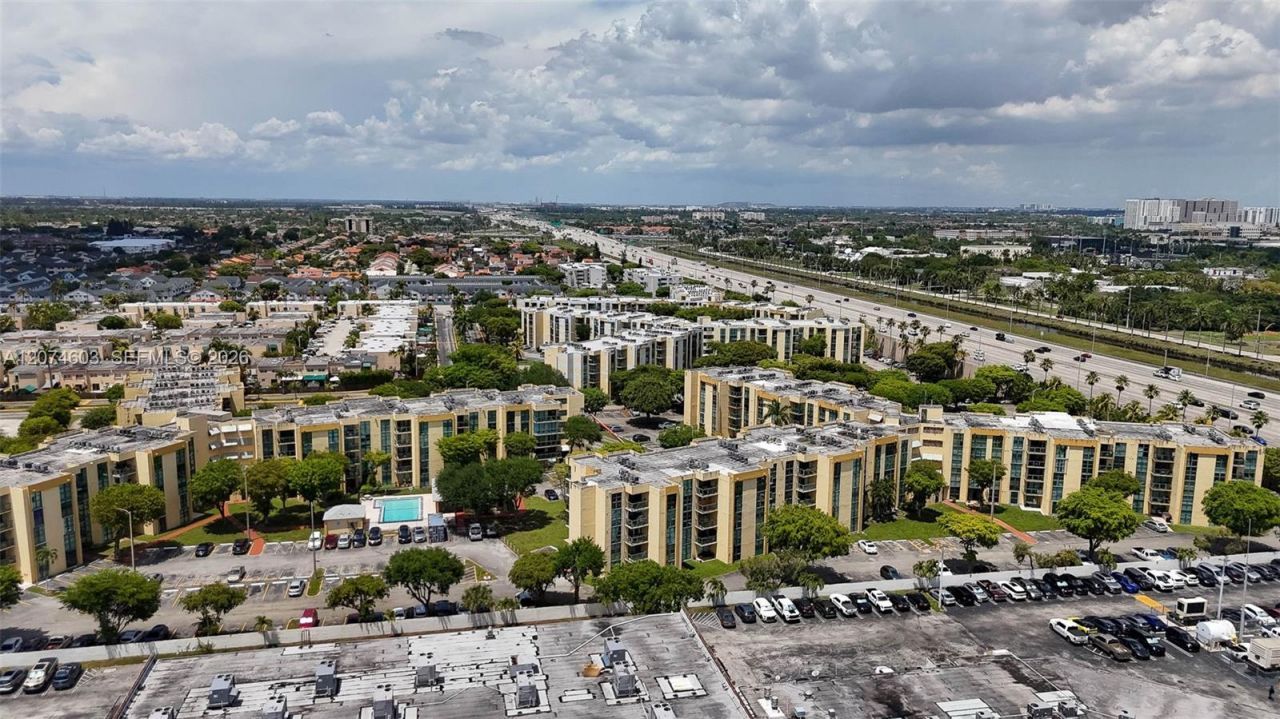 11790 SW 18th St , Unit 524-3, Miami, FL 33175 Photo