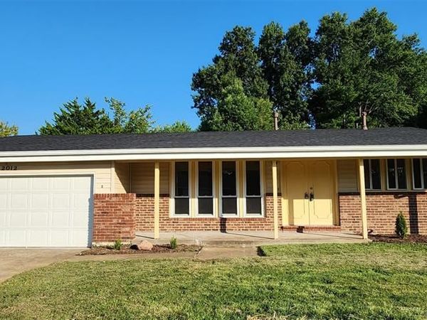 2012 Ottkamp Drive , St Louis, MO 63136