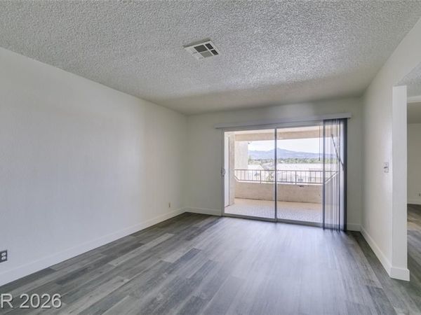 1941 Scimitar Drive, Henderson, NV 89014