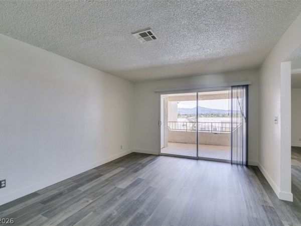 1941 Scimitar Drive , Henderson, NV 89014