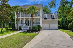 3144 Treadwell Street photo 4