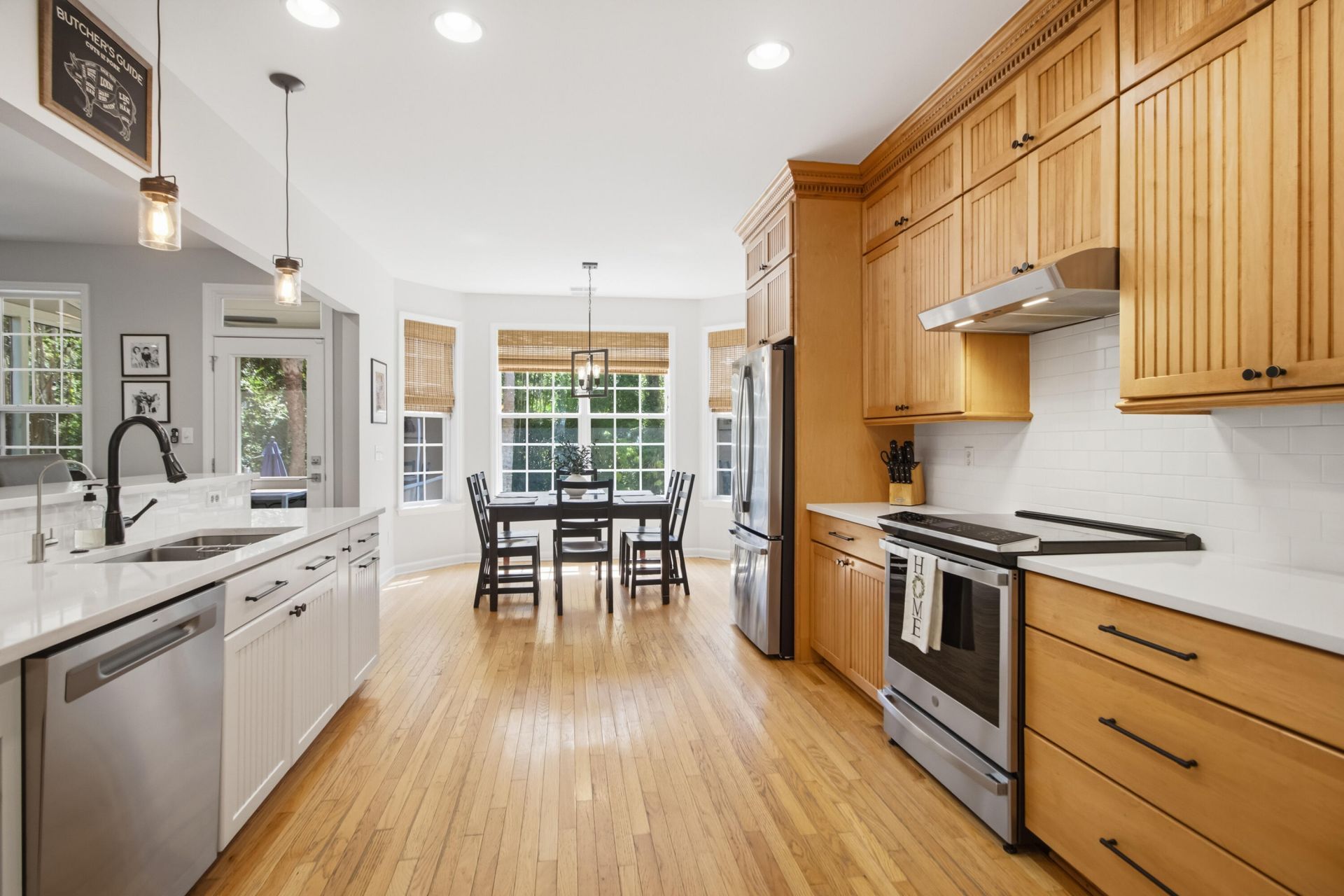 3144 Treadwell Street Photo 23