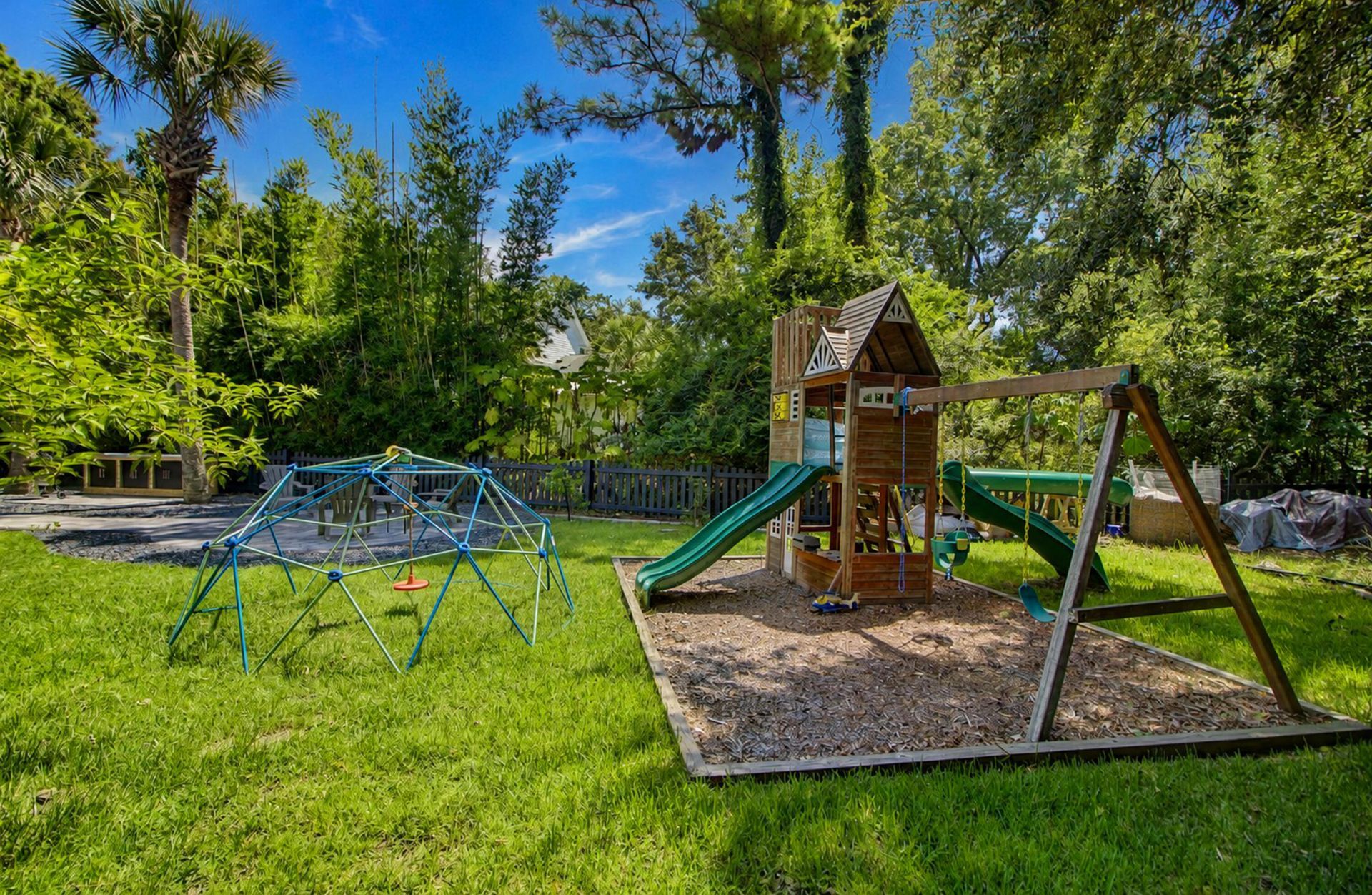 3144 Treadwell Street Photo 59