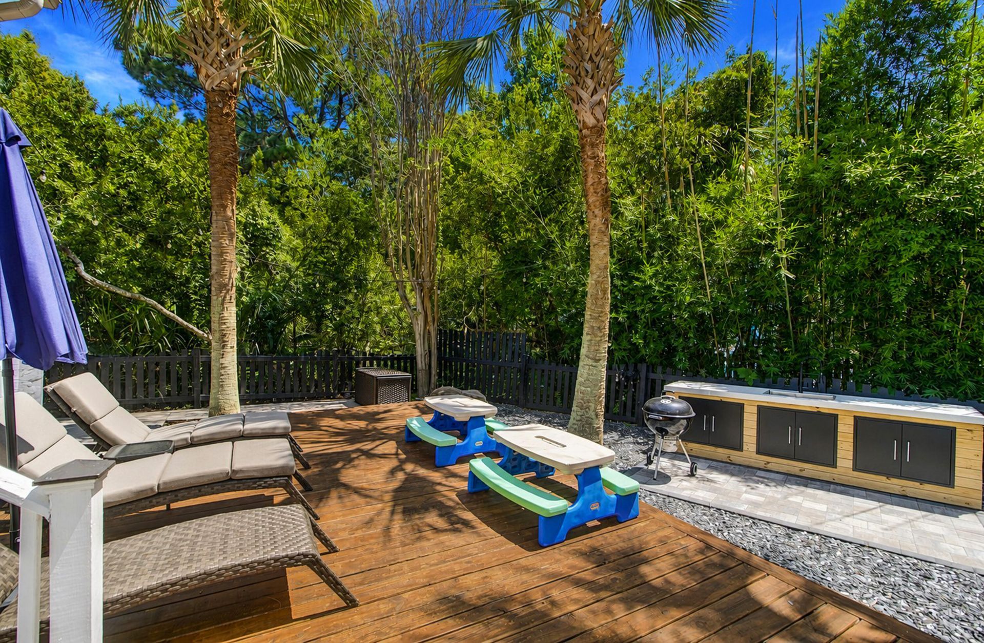3144 Treadwell Street Photo 60