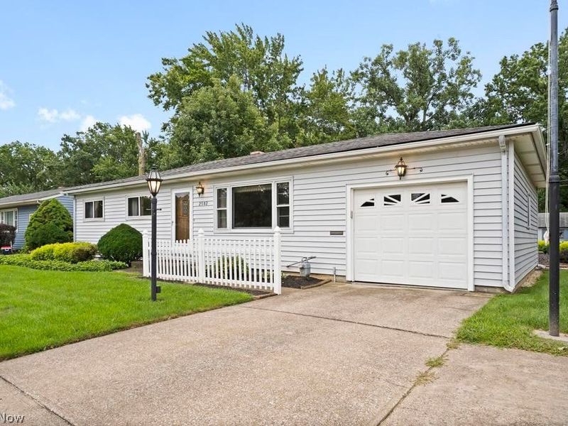 2502 Eastlawn Street, Lorain, OH 44052 Photo 2