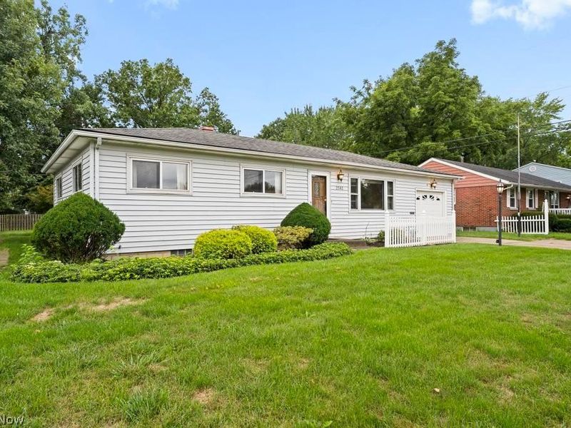 2502 Eastlawn Street, Lorain, OH 44052 Photo 3