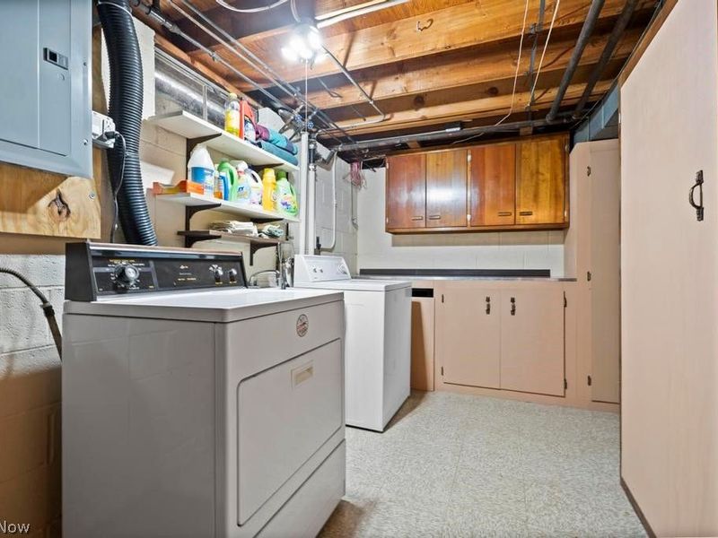 2502 Eastlawn Street, Lorain, OH 44052 Photo 33