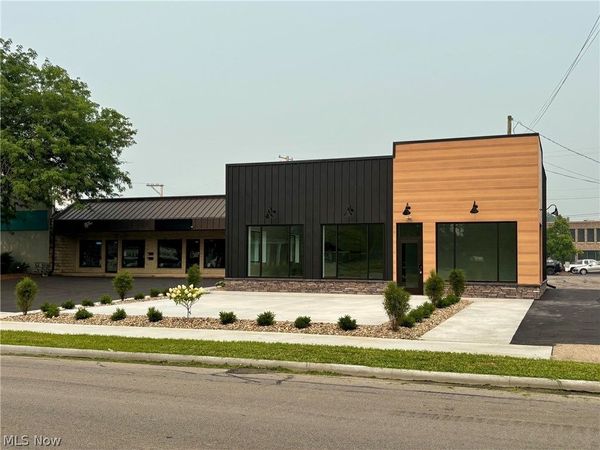 346 S Market Street , Wooster, OH 44691