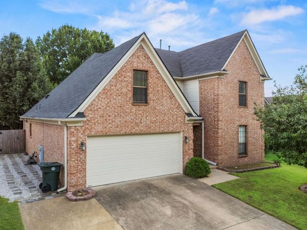 7979 JILLS CREEK DR, Bartlett, TN 38133
