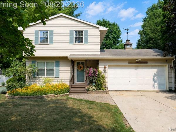 605 Autumn Drive, Flushing, Mi 48433