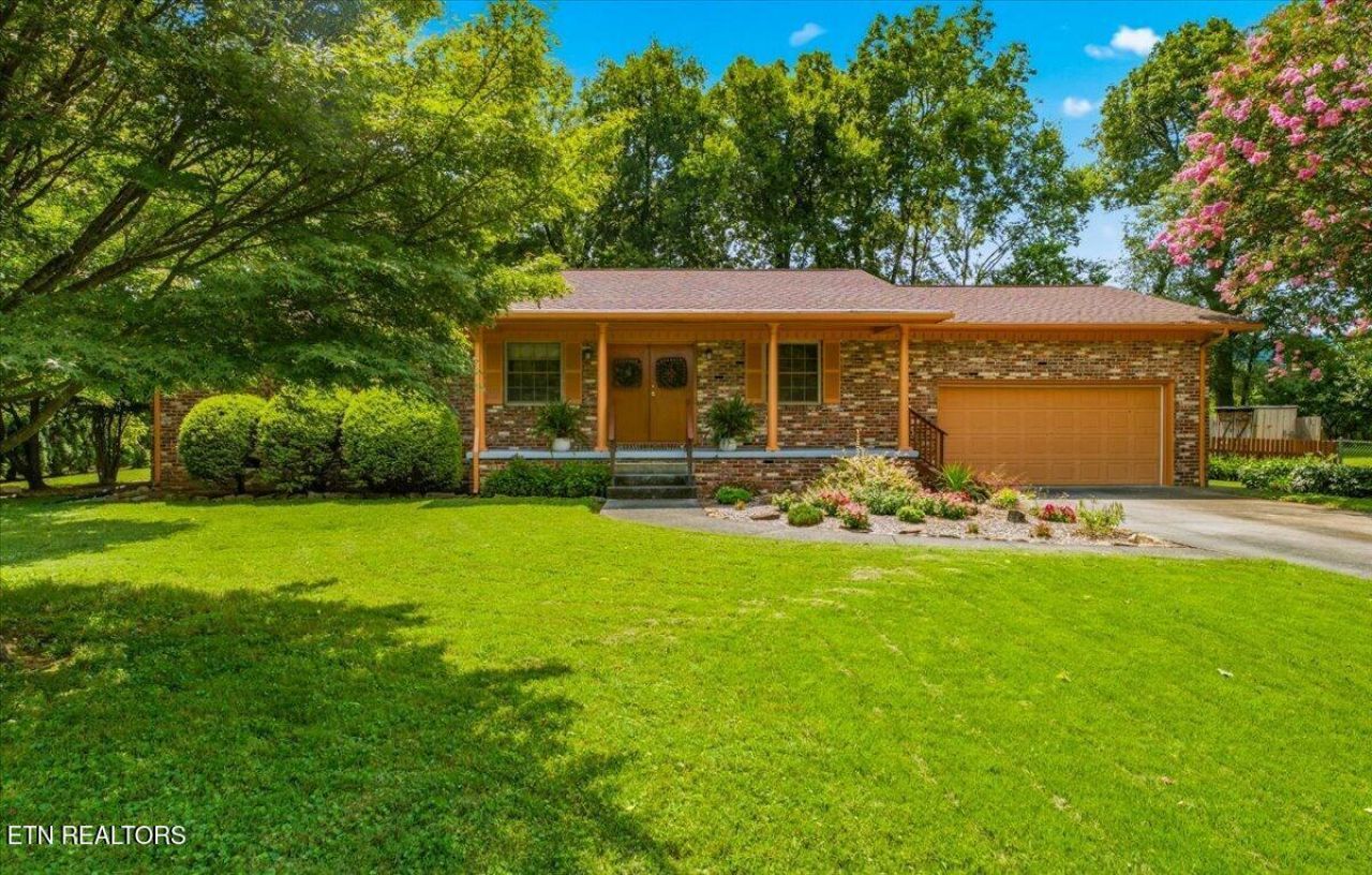 3800 Seeber Drive, Knoxville, TN 37918 Main Photo