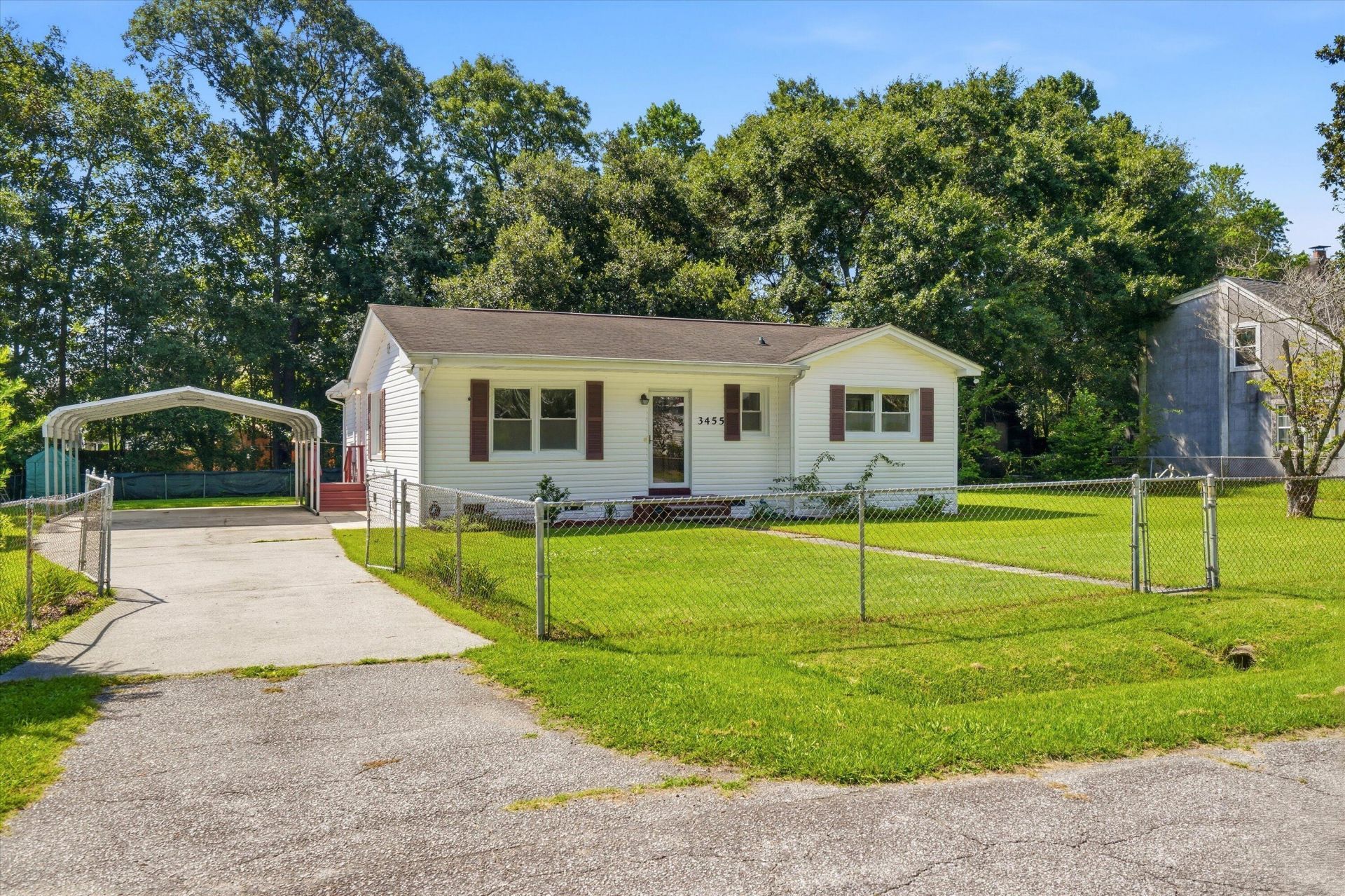 3455 Cynthia Drive Photo 5