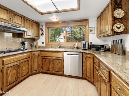 6383 Meadow Crest Circle, Reno, NV 89519 Photo
