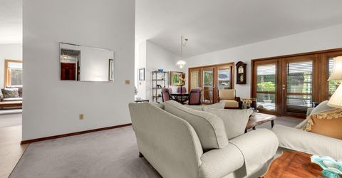 6383 Meadow Crest Circle, Reno, NV 89519 Photo
