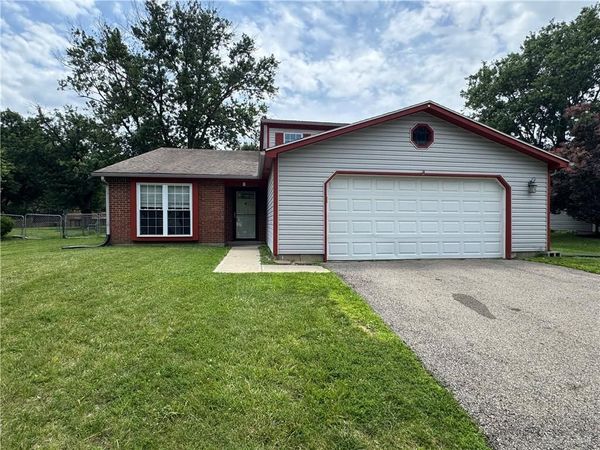 1014 Millerton Drive, Centerville, OH 45459