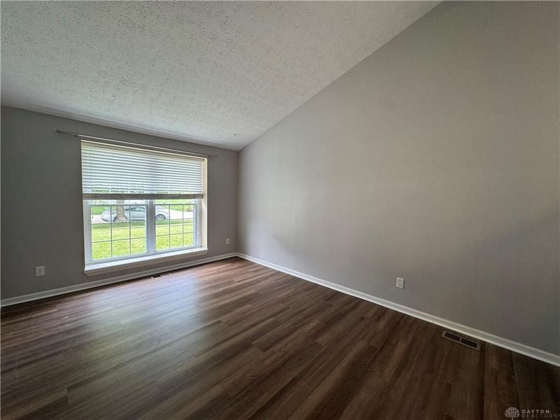 1014 Millerton Drive, Centerville, OH 45459 Photo 3