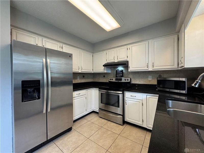 1014 Millerton Drive, Centerville, OH 45459 Photo 6