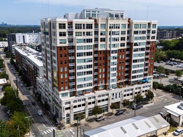 400 W North Street, Unit 1604, Raleigh, NC 27603