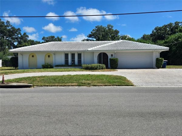 1255 PALMETTO STREET , CLEARWATER, FL 33755