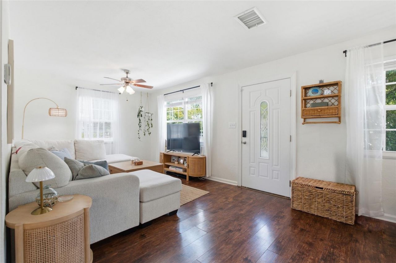 2842 15th Avenue N, Saint Petersburg, FL 33713 Photo