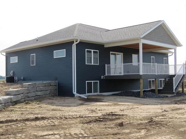 N10351 Oaks Road, Fox Lake, WI 53933