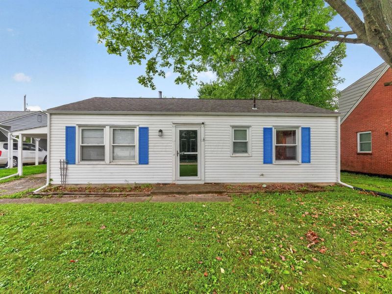 392 Weymouth Lane, Columbus, OH 43228 Photo 1