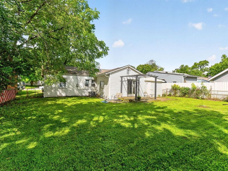 392 Weymouth Lane, Columbus, OH 43228 Photo 27