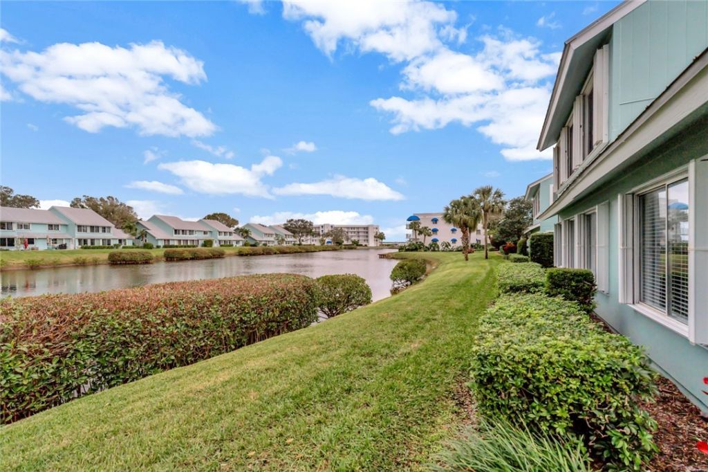 6304 S River Run Drive, Unit 6304, Sebastian, FL 32958 Photo