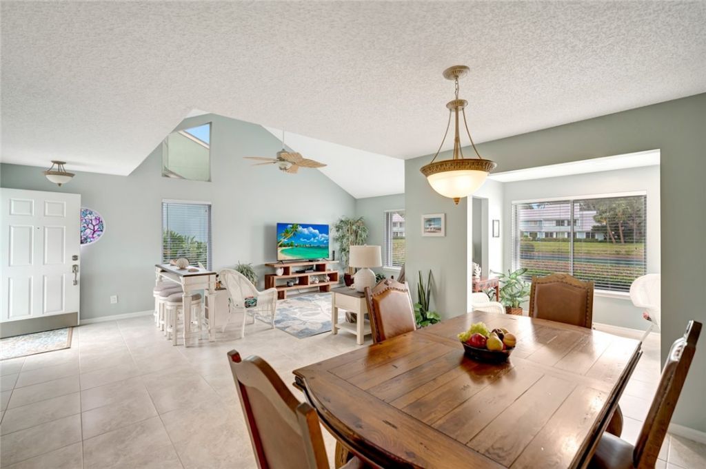 6304 S River Run Drive, Unit 6304, Sebastian, FL 32958 Photo
