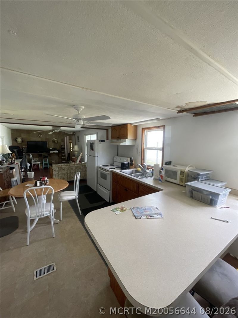 602 Tahiti Way Ne, Jensen Beach, FL 34957 Photo