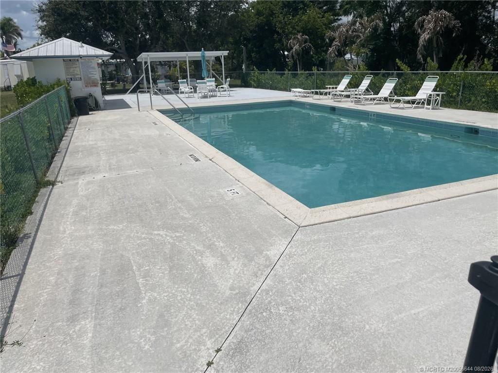602 Tahiti Way Ne, Jensen Beach, FL 34957 Photo