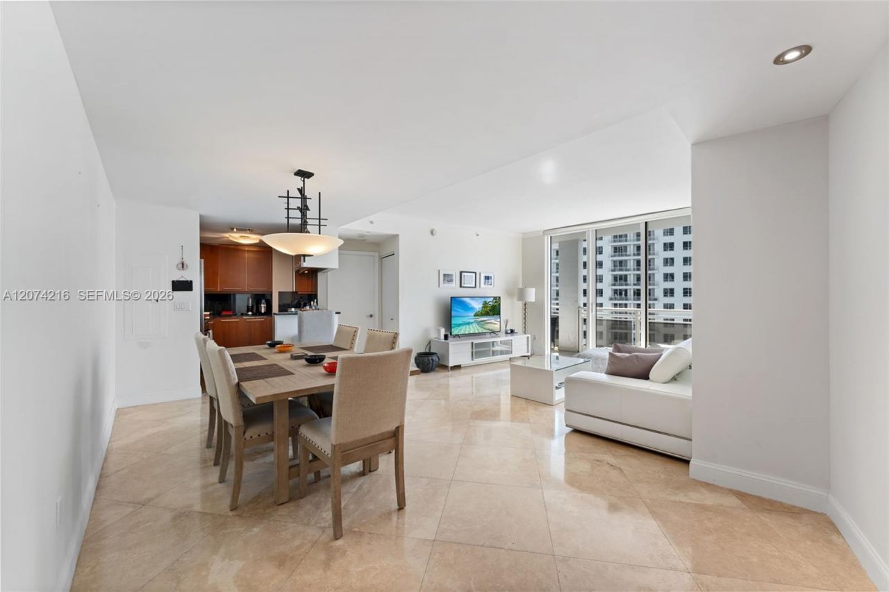 901 Brickell Key Blvd , Unit 2801, Miami, FL 33131 Photo