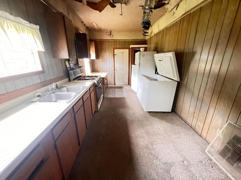 239 S Main Street, Bethel, OH 45106 Photo 6