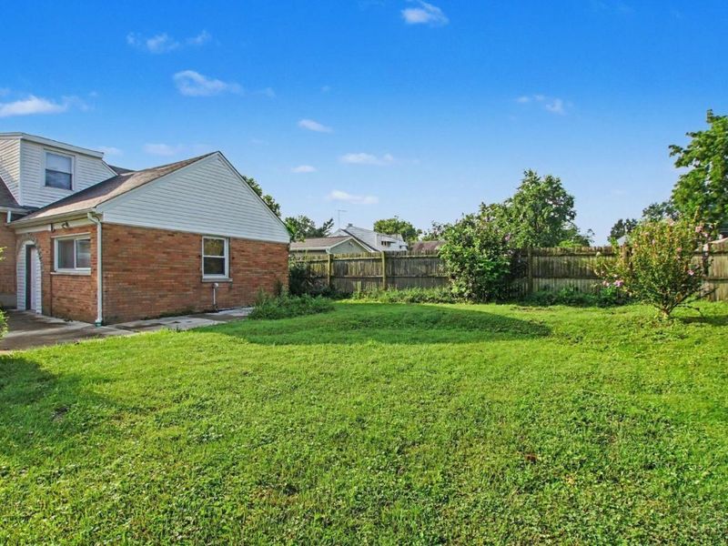 8317 Lake Avenue, Sycamore Township, OH 45236 Photo 24