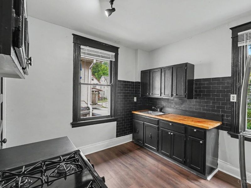 172 Kinsey Avenue, Cincinnati, OH 45219 Photo 13