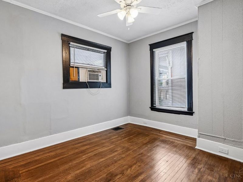 172 Kinsey Avenue, Cincinnati, OH 45219 Photo 39
