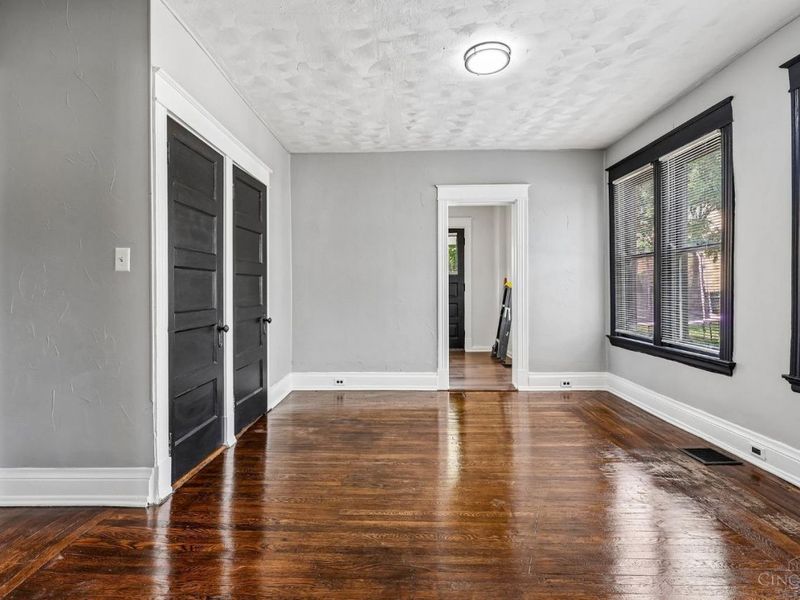 172 Kinsey Avenue, Cincinnati, OH 45219 Photo 44