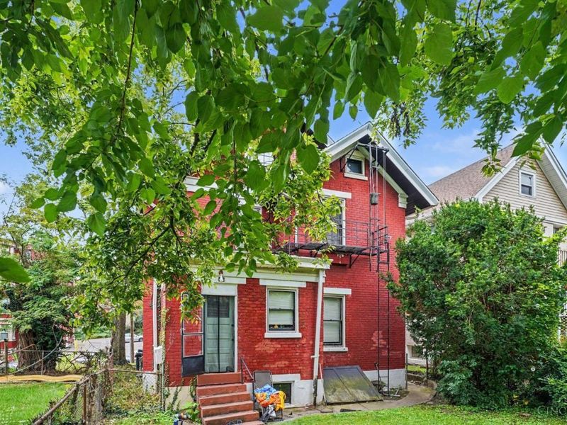 172 Kinsey Avenue, Cincinnati, OH 45219 Photo 56