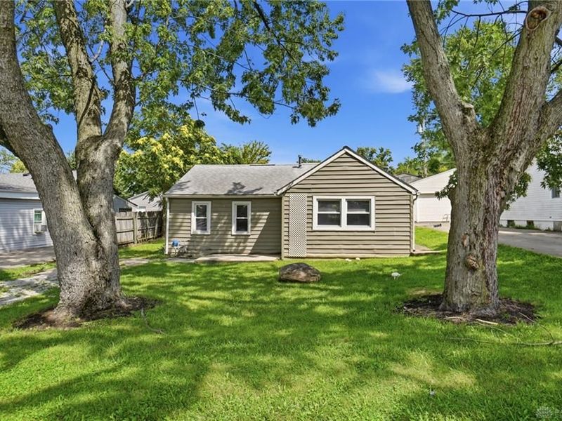 1864 Montgomery Avenue, Fairborn, OH 45324 Photo 1
