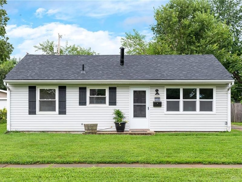 2105 Reardon Drive, Kettering, OH 45420 Photo 3