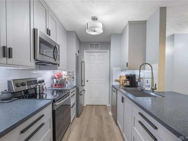 1655 Piper Lane, Unit 55-101, Centerville, OH 45440 Photo 9