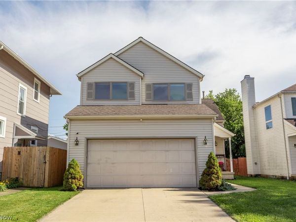 513 Ohio Street , Elyria, OH 44035
