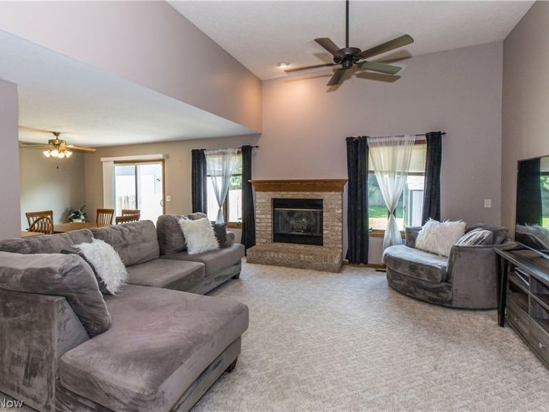513 Ohio Street, Elyria, OH 44035 Photo 3