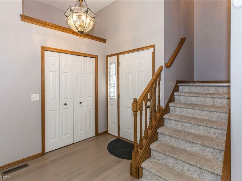 513 Ohio Street, Elyria, OH 44035 Photo 8