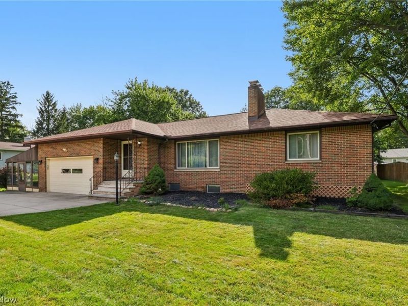8310 Broadview Road, Broadview Heights, OH 44147 Photo 1
