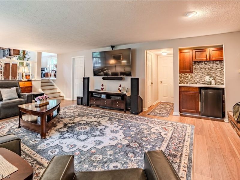 27563 Hemlock Drive , Westlake, OH 44145 Photo 22