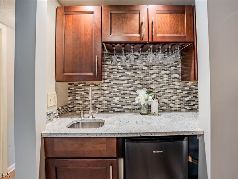 27563 Hemlock Drive , Westlake, OH 44145 Photo 23