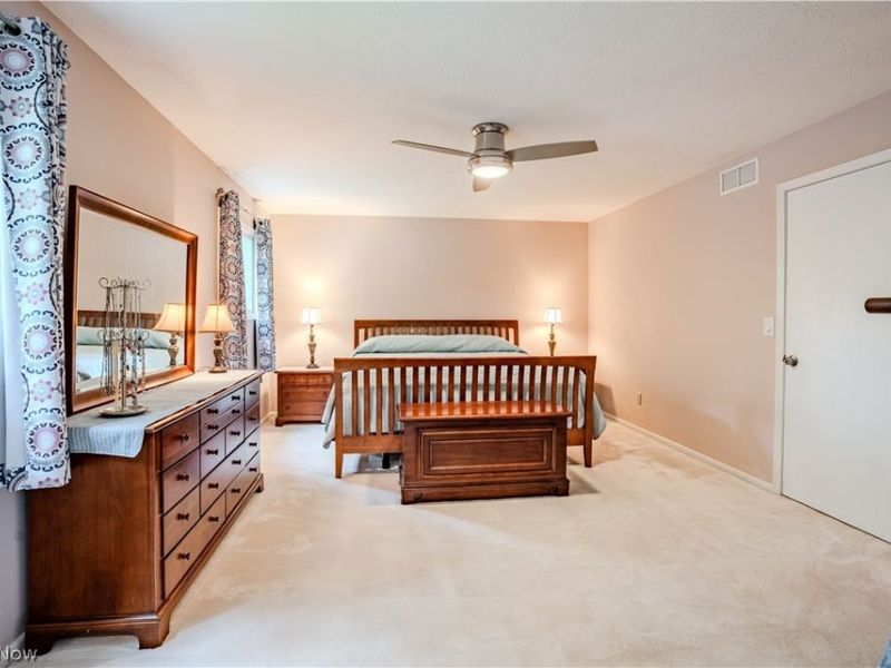 27563 Hemlock Drive , Westlake, OH 44145 Photo 30