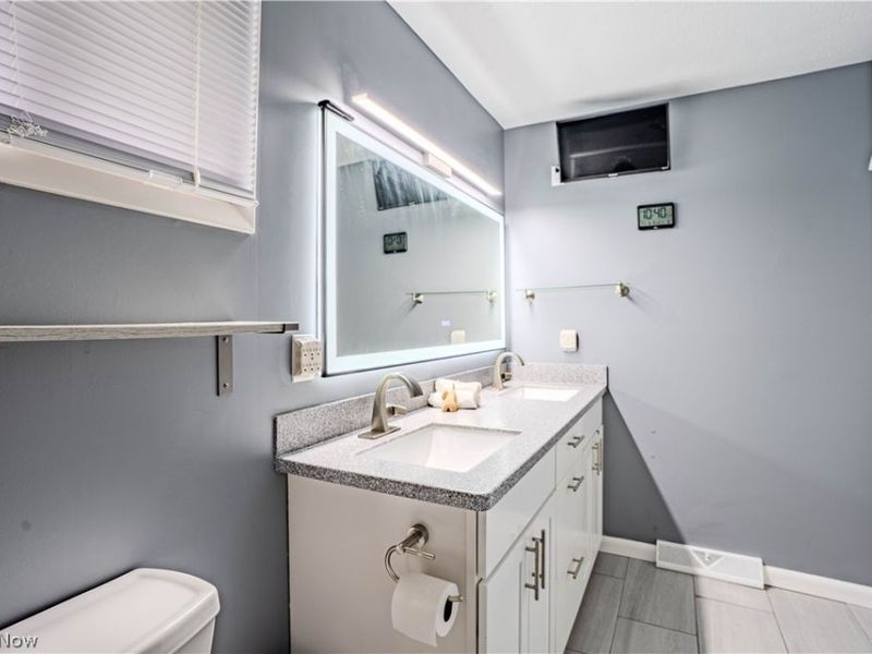 27563 Hemlock Drive , Westlake, OH 44145 Photo 32
