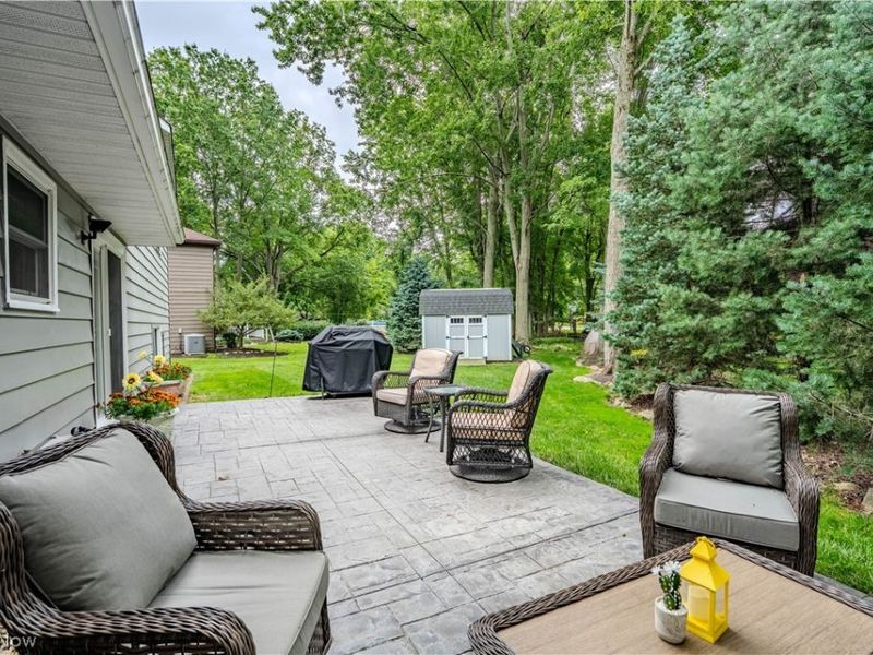 27563 Hemlock Drive , Westlake, OH 44145 Photo 9